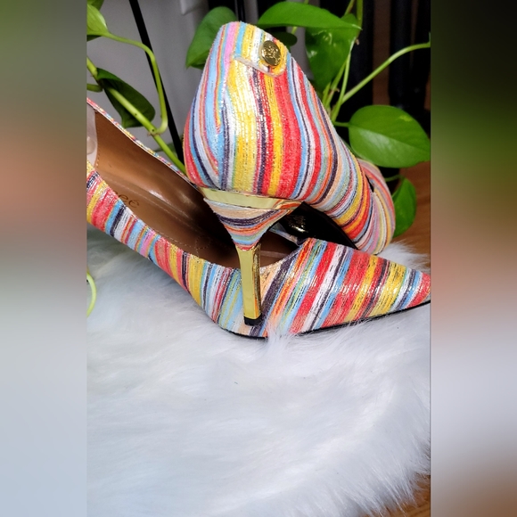 J. Renée - Picture 4 of 4